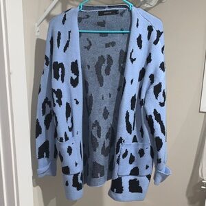 Stylish Blue and Black Patterned Cardigan
